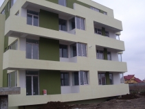 Imagine  | 3 IMOBILE DE LOCUINTE P+2E+E3 RETRAS