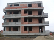 Imagine  | 3 IMOBILE DE LOCUINTE P+2E+E3 RETRAS